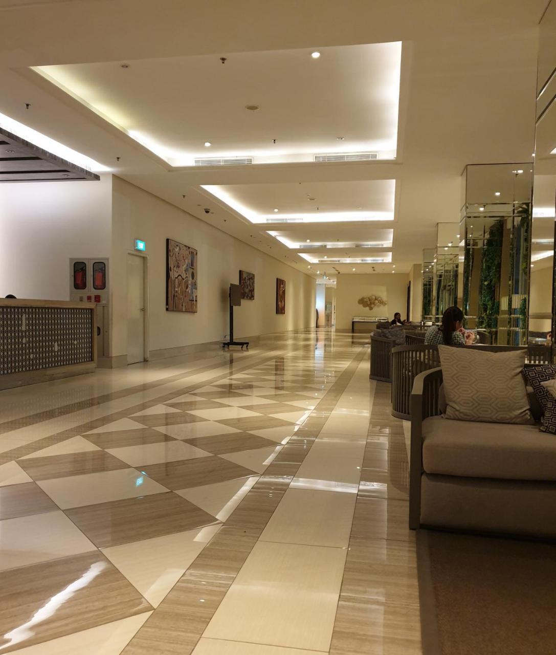 Cosmy Orchard Apartment Surabaya Kültér fotó